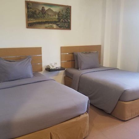 The Waigo Hotel Sorong Eksteriør bilde