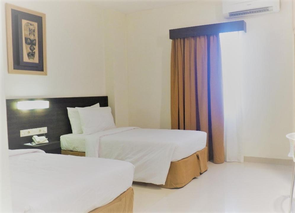The Waigo Hotel Sorong Eksteriør bilde