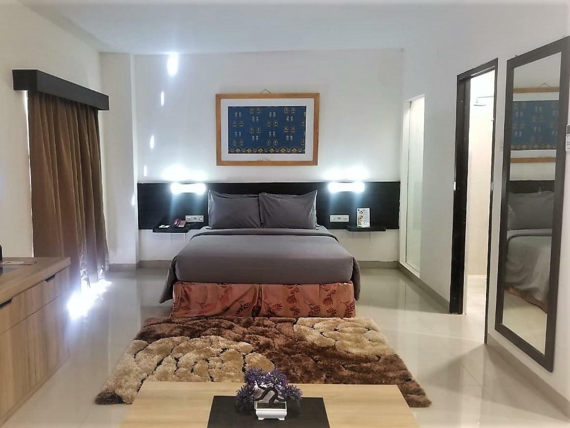 The Waigo Hotel Sorong Eksteriør bilde
